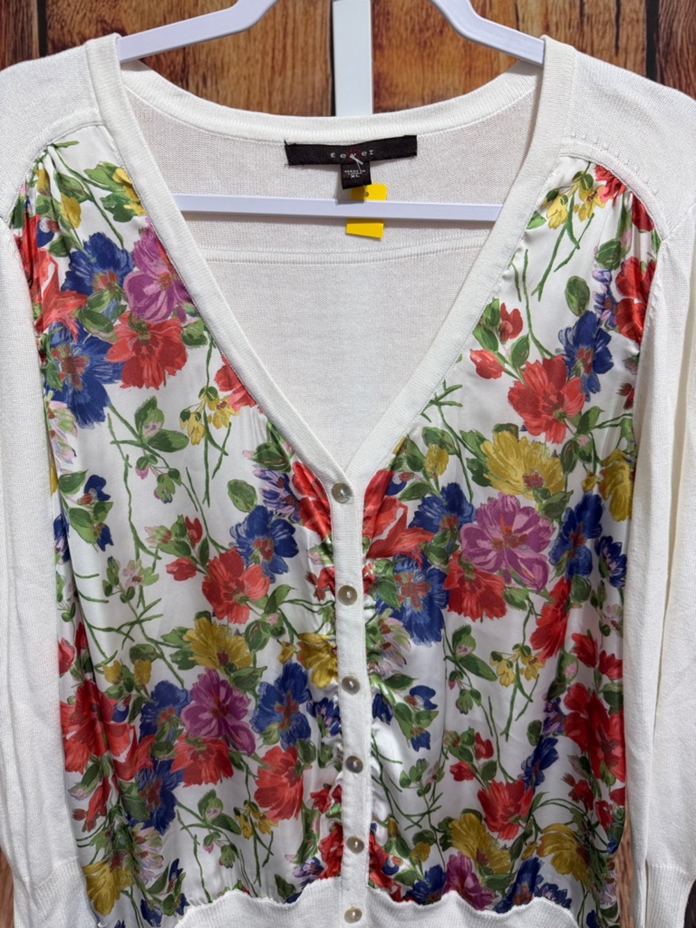 Fever Shell Button Sweater Size XL - Picture 2 of 5